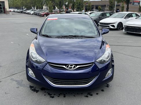 Used 2013 Hyundai Elantra GLS w/ Preferred Pkg FWD image 3