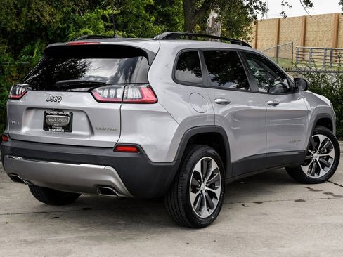Used 2022 Jeep Cherokee Limited w/ Elite Package image 16