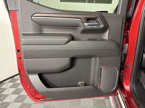 Used 2023 GMC Sierra 1500 SLT w/ SLT Premium Package image 19