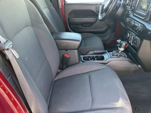 Used 2022 Jeep Wrangler Unlimited Sport AWD/4WD image 35