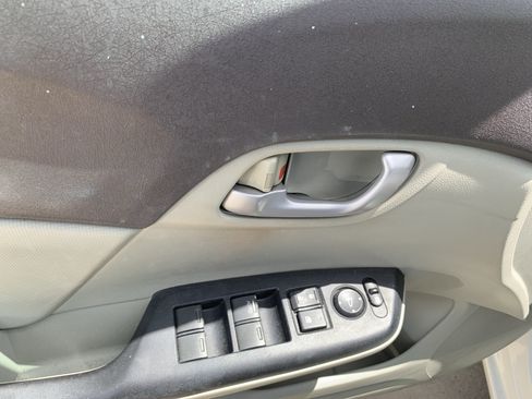 Used 2012 Honda Civic LX image 33
