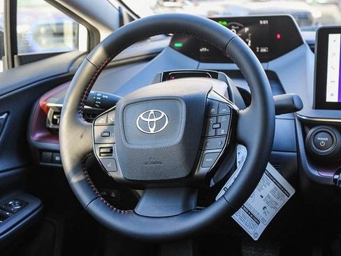 New 2026 Toyota Prius Plug-In Hybrid FWD image 18