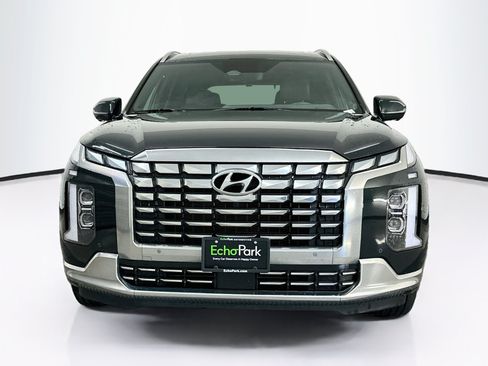 Used 2024 Hyundai Palisade Calligraphy AWD/4WD image 2