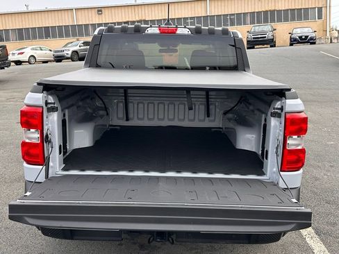 Used 2025 Ford Maverick XLT w/ XLT Luxury Package image 6