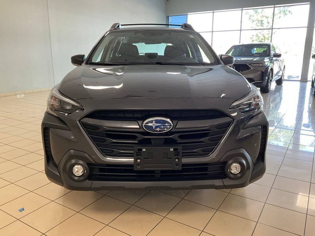Used 2024 Subaru Outback AWD/4WD image 2