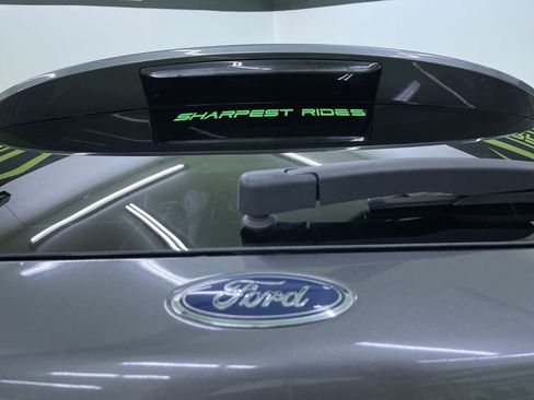 Used 2021 Ford Escape SE w/ SE Sport Appearance Package image 13