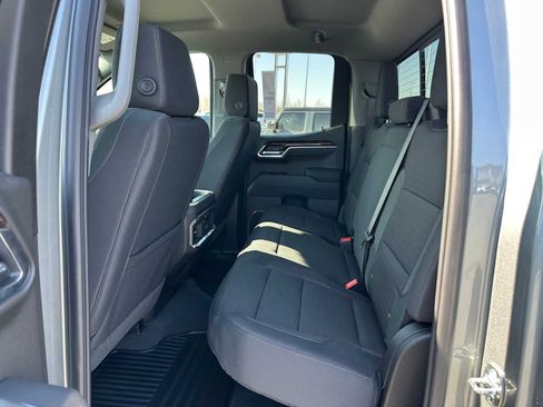 New 2026 GMC Sierra 1500 Elevation image 16