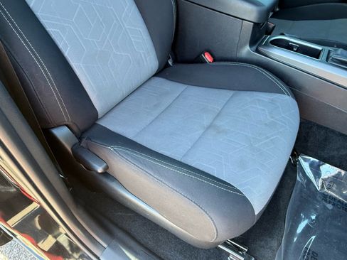 Used 2023 Toyota Tacoma TRD Off-Road w/ Technology Package image 12