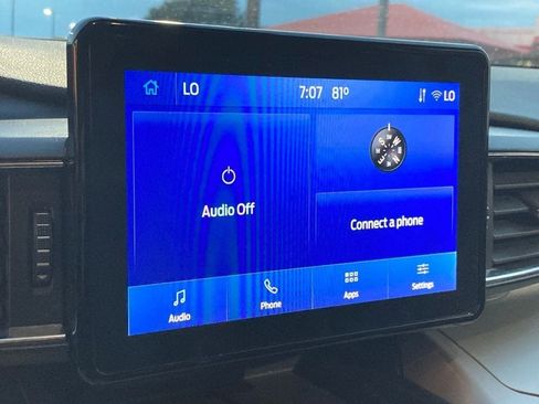 Used 2023 Ford Explorer XLT w/ Equipment Group 202A RWD image 21
