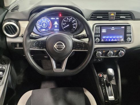 Used 2021 Nissan Versa SV FWD image 22