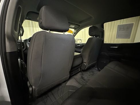 Used 2022 Chevrolet Silverado 1500 Custom w/ LPO, Blackout Package image 25