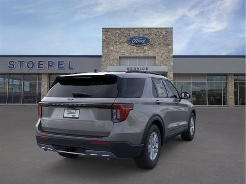 New 2026 Ford Explorer Active w/ Active Comfort Package RWD image 8