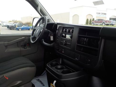 New 2026 GMC Savana 3500 Extended w/ Driver Convenience Package RWD image 22