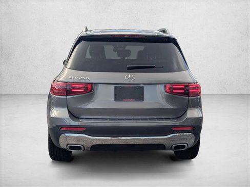 New 2026 Mercedes-Benz GLB 250 image 7
