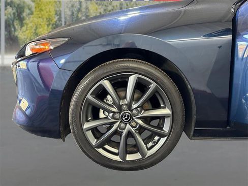 Used 2023 MAZDA MAZDA3 s FWD image 18