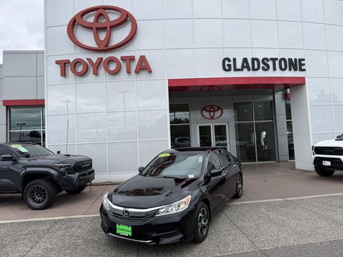 Used 2016 Honda Accord LX image 1