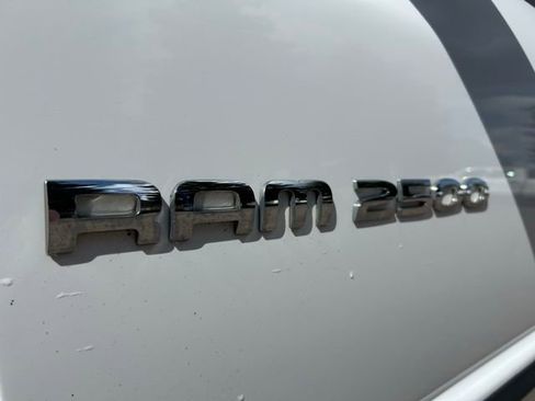 Used 2005 Dodge Ram 2500 Truck SLT w/ Off-Road Group image 10