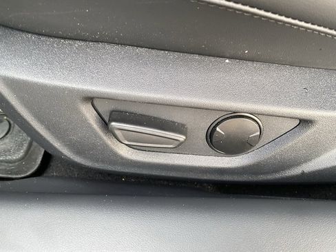 Used 2025 Ford Mustang GT Premium image 15