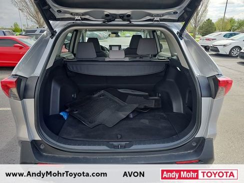 Used 2021 Toyota RAV4 XLE w/ Convenience Package AWD/4WD image 12