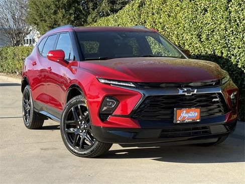 New 2025 Chevrolet Blazer RS w/ Driver Confidence II Package image 2