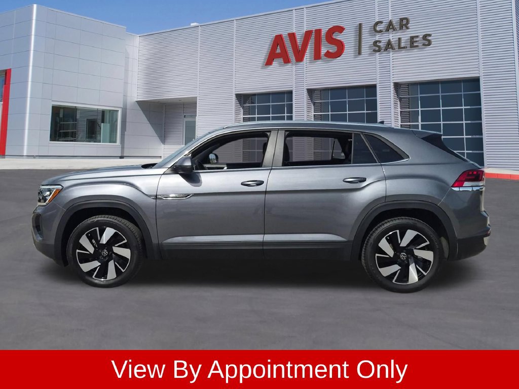Used 2025 Volkswagen Atlas Cross Sport SE FWD image 10