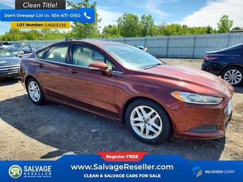 Used 2015 Ford Fusion SE FWD image 5