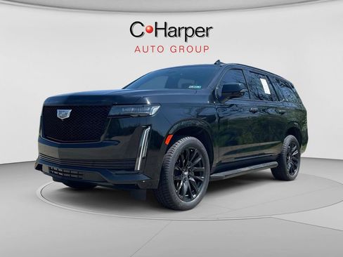 Certified 2024 Cadillac Escalade Sport w/ LPO, ONYX Package AWD/4WD image 7