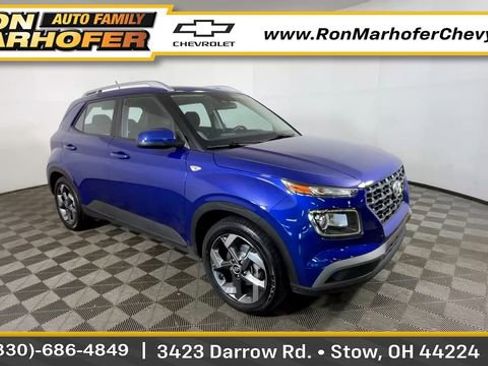 Used 2023 Hyundai Venue SEL FWD image 1