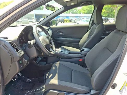 Used 2020 Honda HR-V Sport image 15