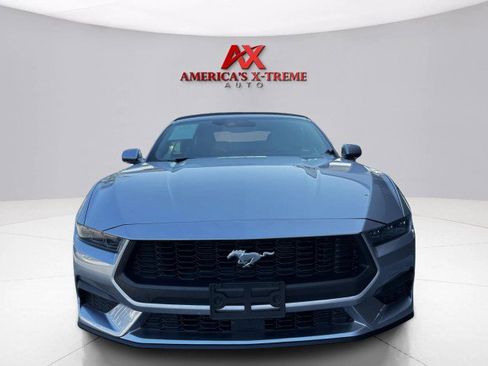 Used 2025 Ford Mustang Premium image 10