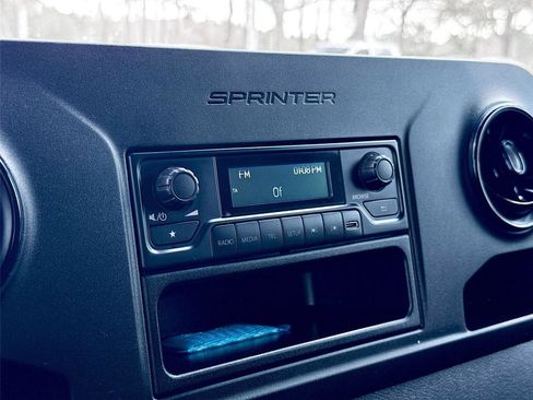 Used 2020 Mercedes-Benz Sprinter 3500 image 12