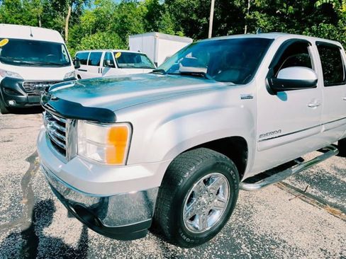 Used 2010 GMC Sierra 1500 SLE w/ All-Terrain Package AWD/4WD image 1