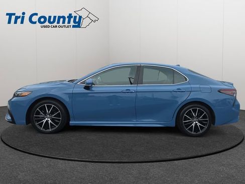 Used 2024 Toyota Camry SE w/ Cold Weather Package AWD/4WD image 4
