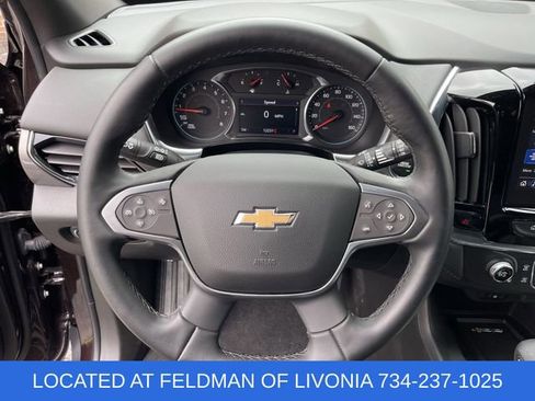 Used 2023 Chevrolet Traverse LT FWD image 11