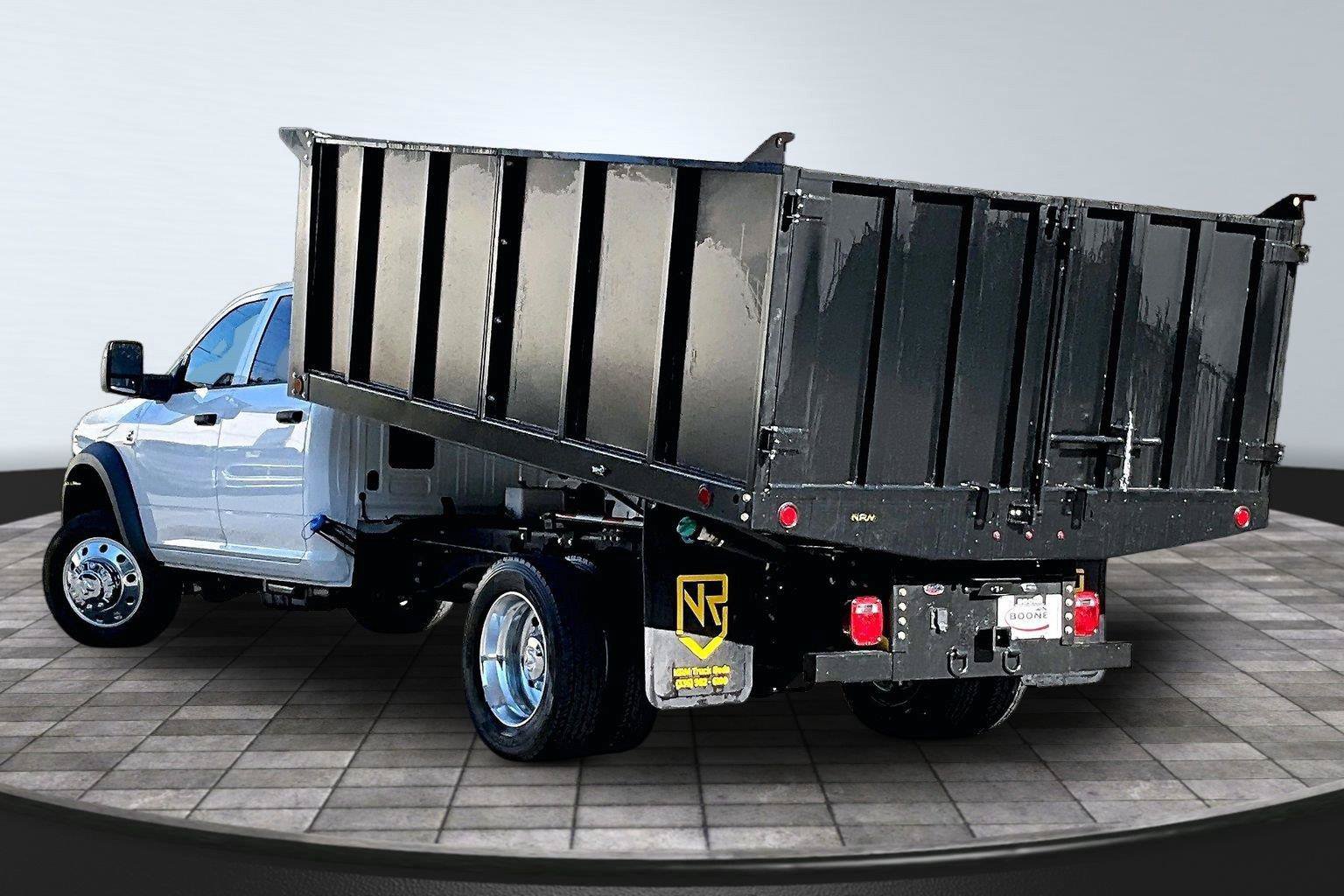 New 2026 RAM 5500 Tradesman w/ Chrome Appearance Group AWD/4WD image 4