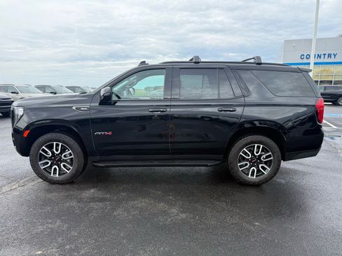 Used 2024 GMC Yukon AT4 AWD/4WD image 2