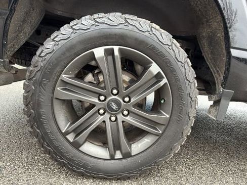 Used 2021 Ford F150 XLT w/ Equipment Group 302A High AWD/4WD image 10