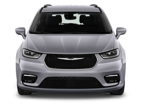 Used 2024 Chrysler Pacifica Touring-L FWD image 5