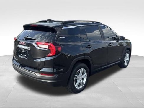 Used 2022 GMC Terrain SLE w/ Driver Convenience Package FWD image 7