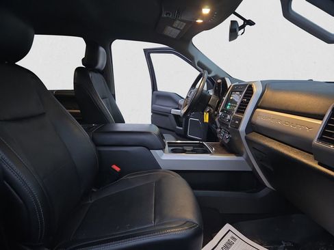 Used 2019 Ford F250 Lariat image 17