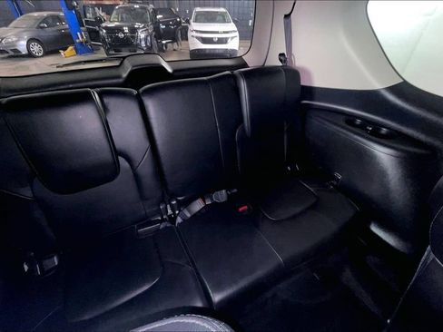 Used 2023 Nissan Armada SL w/ Captain's Chairs Package AWD/4WD image 36