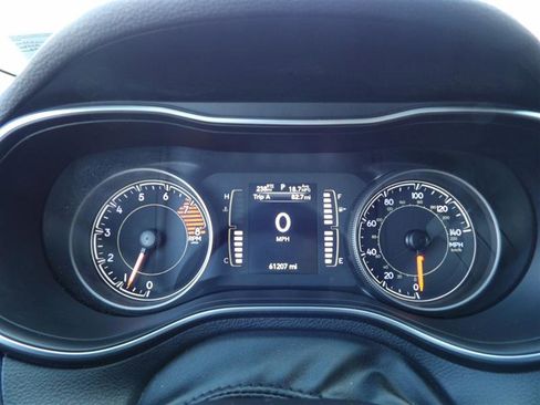 Used 2019 Jeep Cherokee Latitude Plus image 21