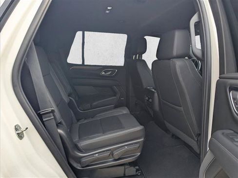Used 2022 Chevrolet Tahoe LT w/ Luxury Package RWD image 14