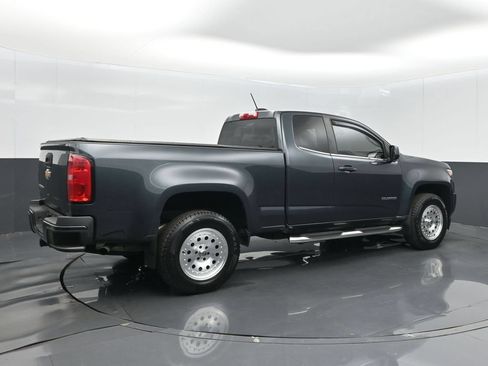 Used 2017 Chevrolet Colorado W/T w/ WT Convenience Package RWD image 8