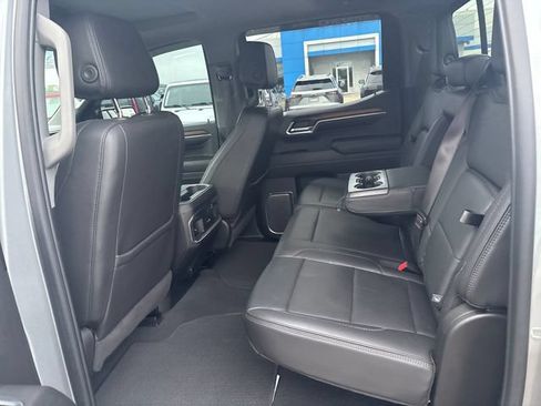 Used 2024 GMC Sierra 1500 Denali w/ Technology Package AWD/4WD image 21