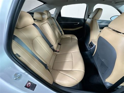 Used 2022 Hyundai Sonata Limited w/ Cargo Package image 29
