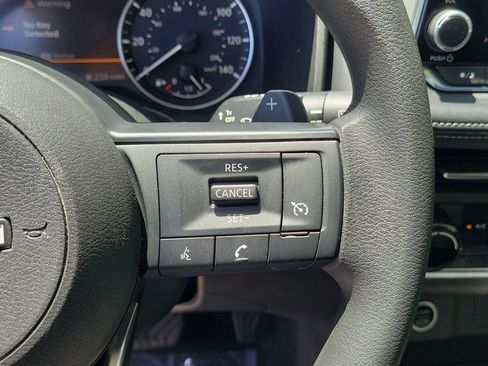 Used 2023 Nissan Rogue S FWD image 22