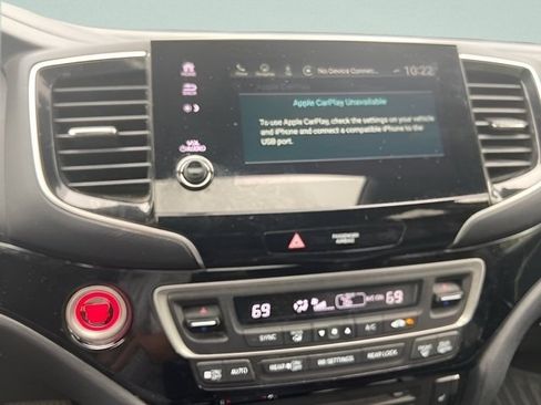Used 2020 Honda Pilot Touring image 24
