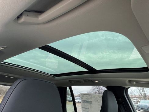 New 2026 Volvo XC90 B6 Plus w/ Protection Package Premier image 10