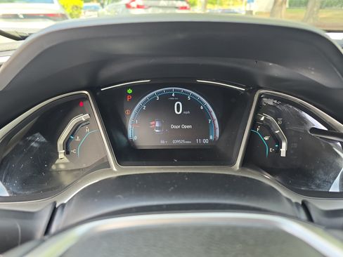 Used 2020 Honda Civic EX image 18